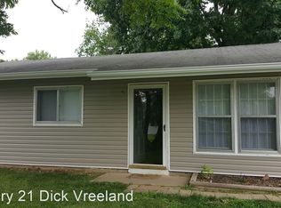 106 Meadowood Rd, Louisville, KY 40229