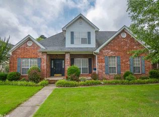 169 Calais Dr, Maumelle, AR 72113