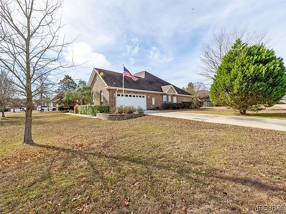 5th image of 100 Red Dirt Rd