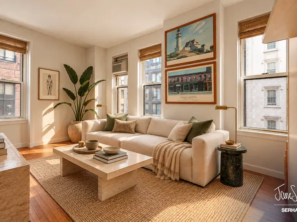 4 Lexington Avenue image 1 of 7