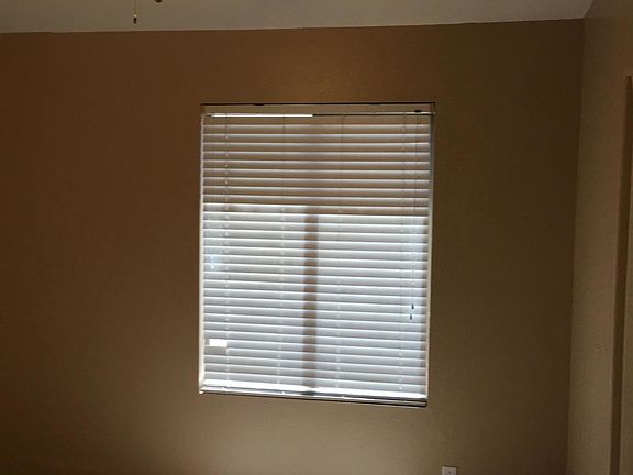 5th image of 9323 W Cinnabar Ave