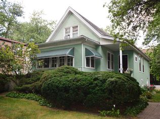 1848 W Morse Ave, Chicago, IL 60626