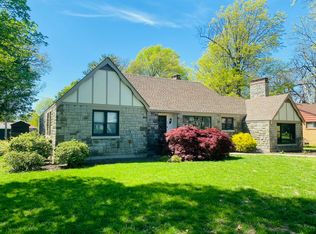 902 N Lincoln Ave, Monett, MO 65708