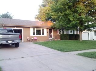 223 Wesgaye St, Gretna, NE 68028