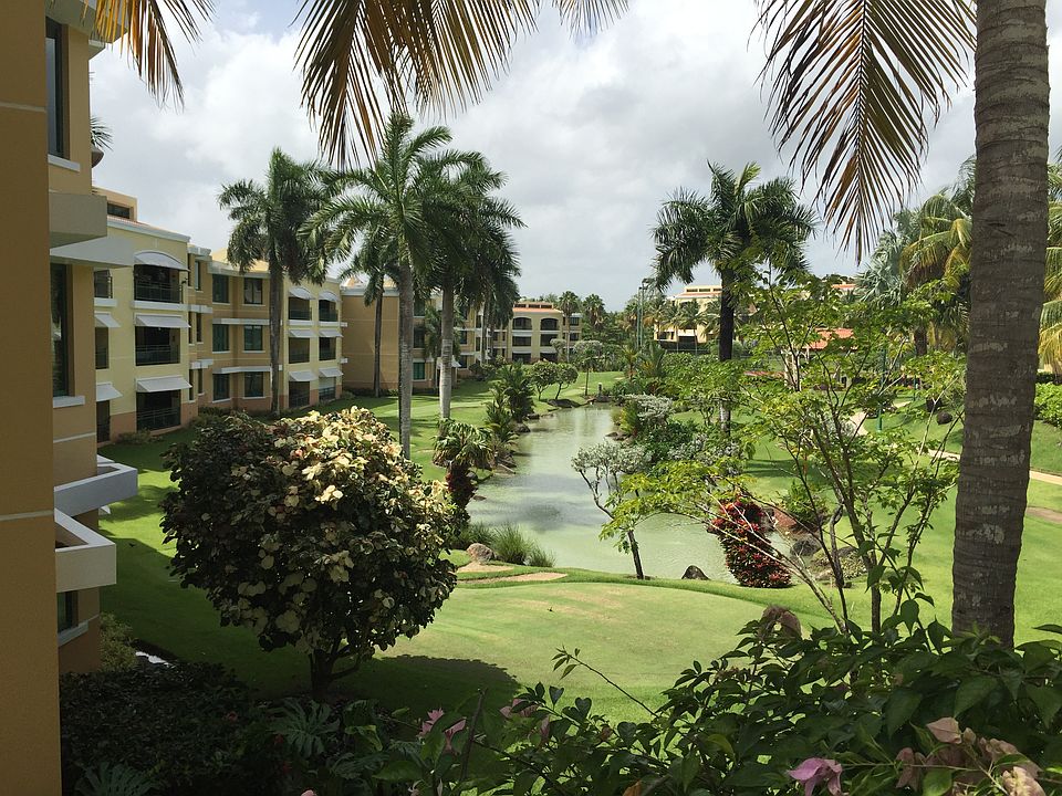 Overlooking 18-hole putting golf course in complex