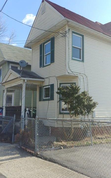 1st image of 68 Linden Ave