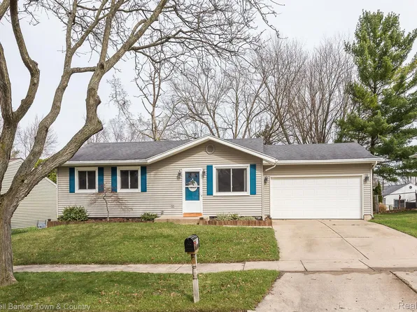 2400 Byrnes Rd, Lansing, MI 48906