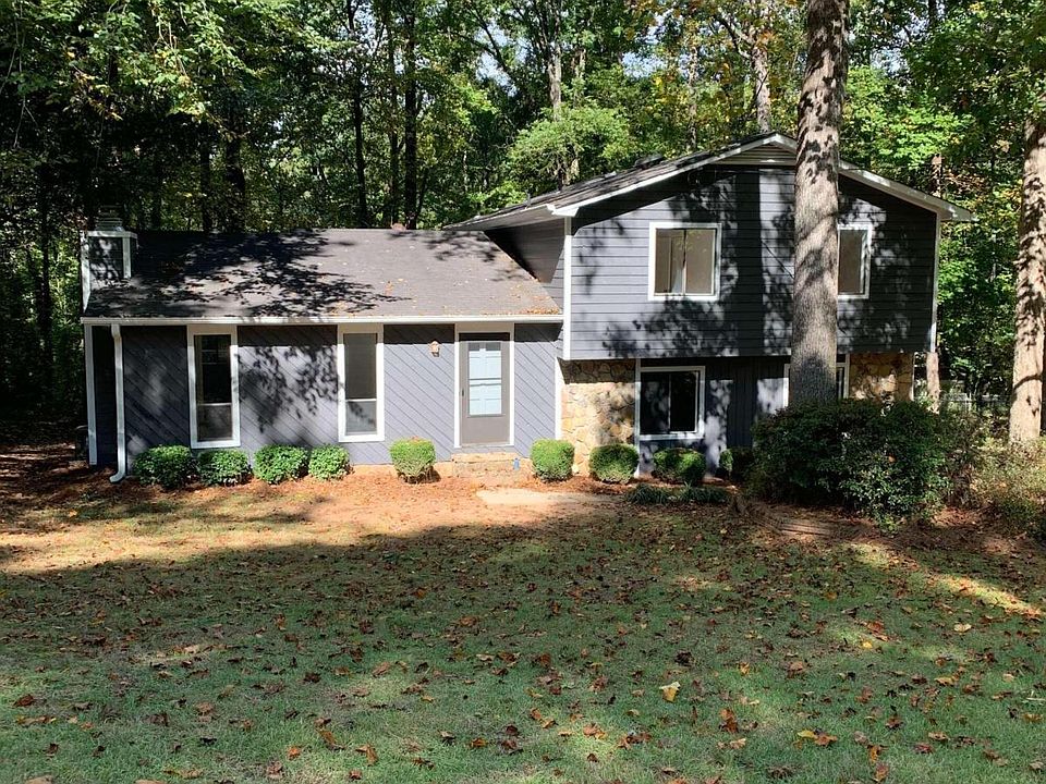1st image of 947 Chartley Dr SW