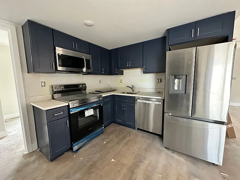 52nd Street Residences — Photo 37