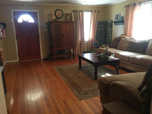 2nd image of 4269 Francis St