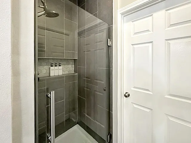 2212 Elvin Dr — Photo 11