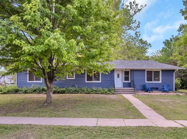 201 W Main St, Goessel, KS 67053