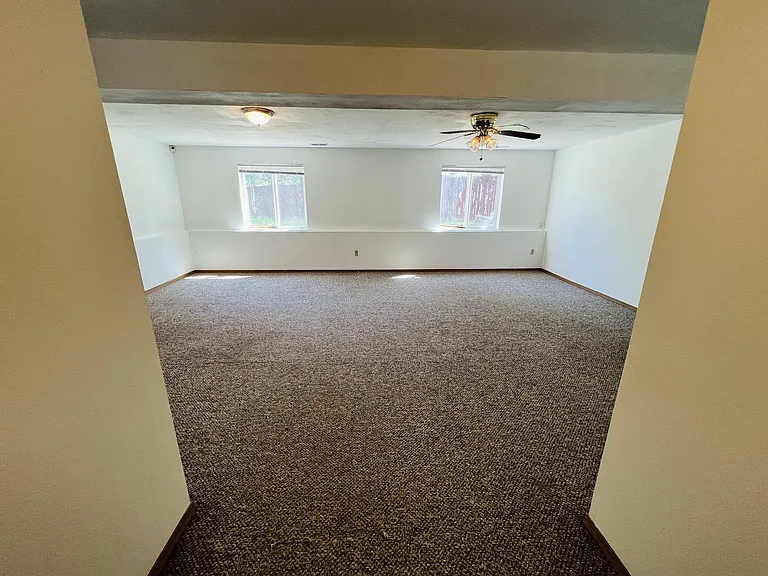 1331 Firefly Cir — Photo 16