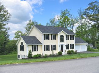 16 Ware Dr, Baldwinville, MA 01436