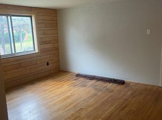 776 Cooke Dr, Pittsburgh, PA 15234