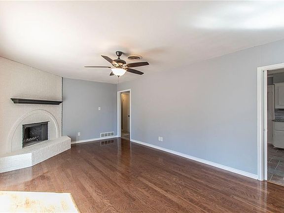 5th image of 4017 Western Cir