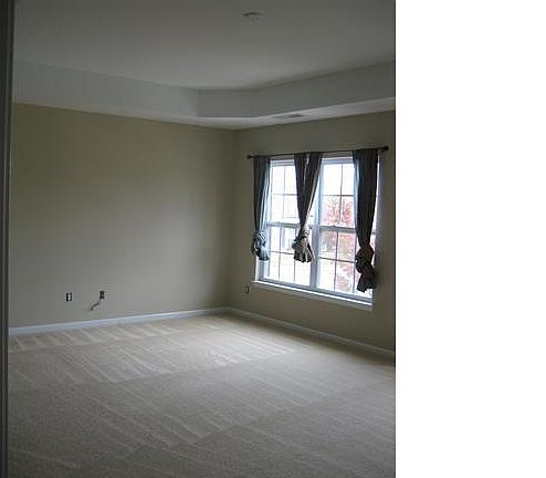 5th image of 10528 Tintinhull Dr