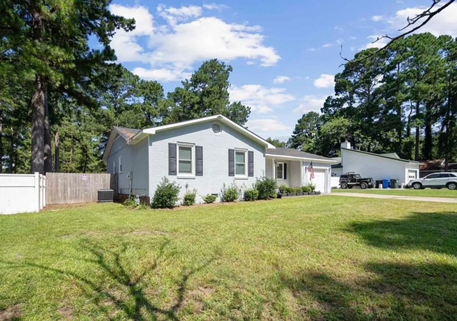 Welcome Home to 2142 Baywater Dr. in Fayetteville, NC! — Photo 3