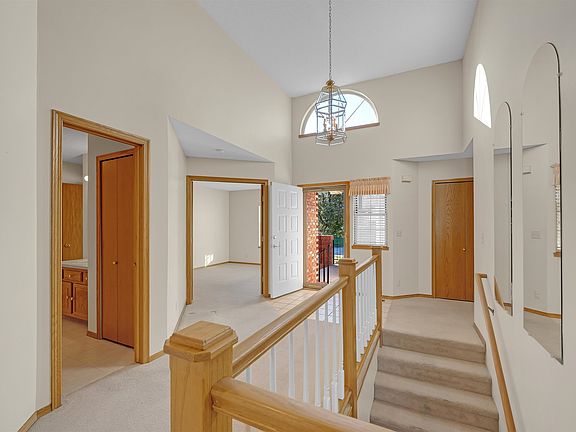5th image of 3048 N Bramblewood St