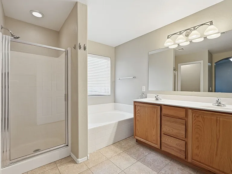 23394 S 216th St — Photo 35