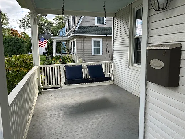 55 Arundel Ave — Photo 3