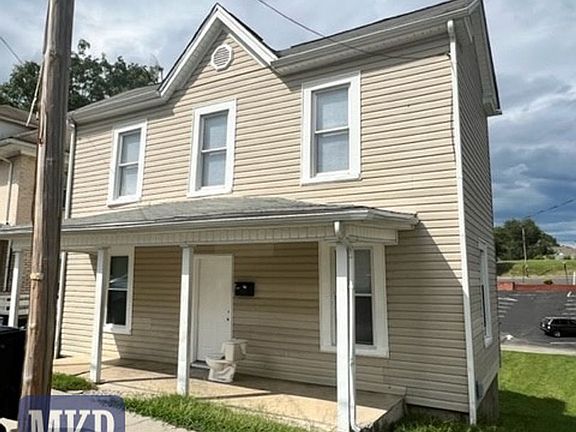 2nd image of 501 Rutherford Ave NW