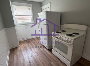78 Howard St #1R, Lewiston, ME 04240