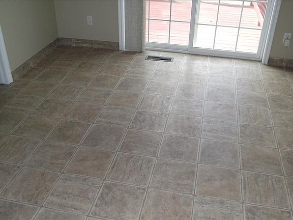 5th image of 4318 E Smithfield Way