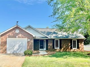 5190 Robin Ln, Randleman, NC 27317
