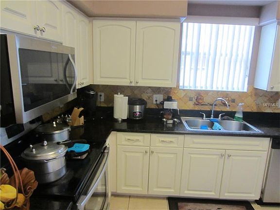 3rd image of 6912 N Orleans Ave