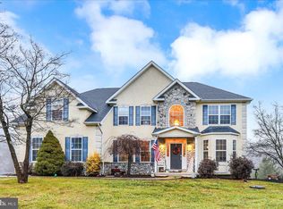 3 Princess Ct, Birdsboro, PA 19508