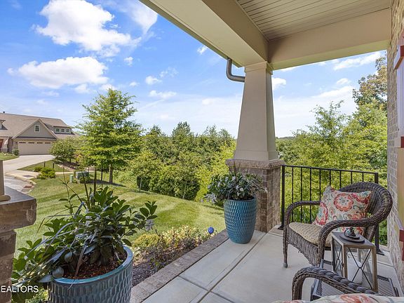4th image of 13053 Hampshire Bay Ln