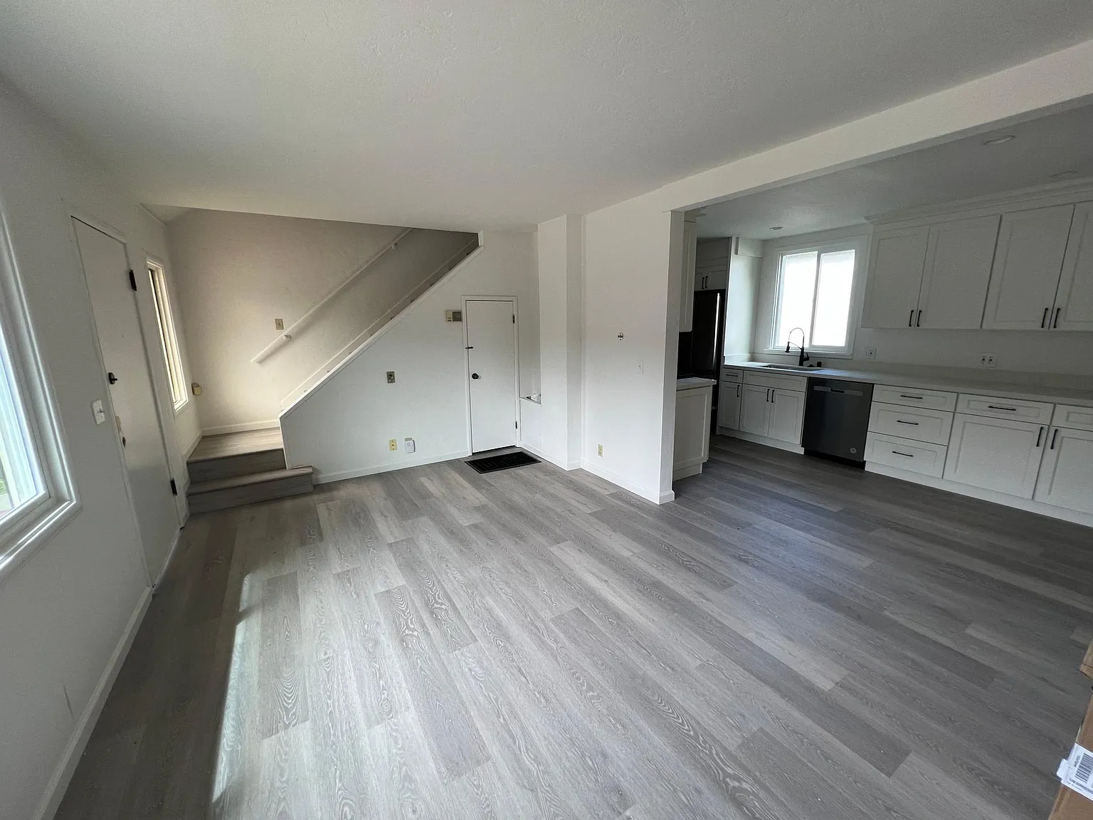 703 Buchanan St — Photo 1