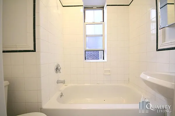 Rented by (Legacy) NY Quality Living Uptown | media 30