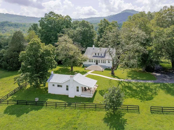 5321 River Rd, Faber, VA 22938