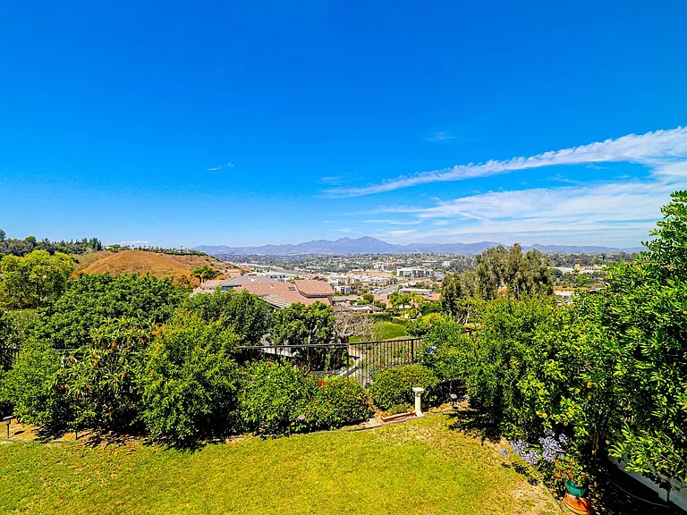 25721 Weston Dr — Photo 24