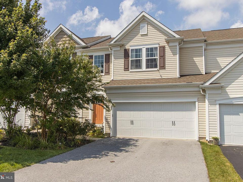 1st image of 16 Clement Ct