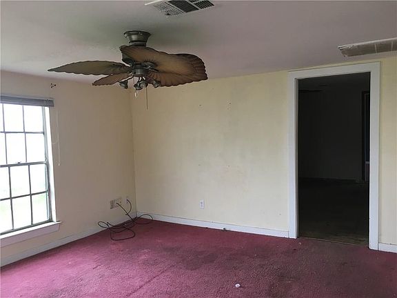 2nd image of 100 Avenue D
