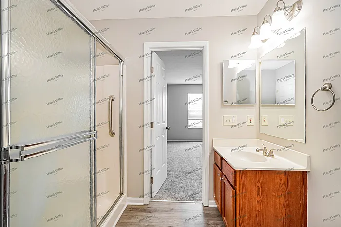 855 Mueller Dr — Photo 10
