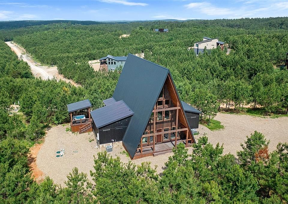 1st image of 632 Legacy Pine Trl
