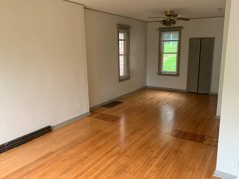 2753 Wellington St — Photo 3