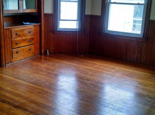 137 17th St #3, Fall River, MA 02723