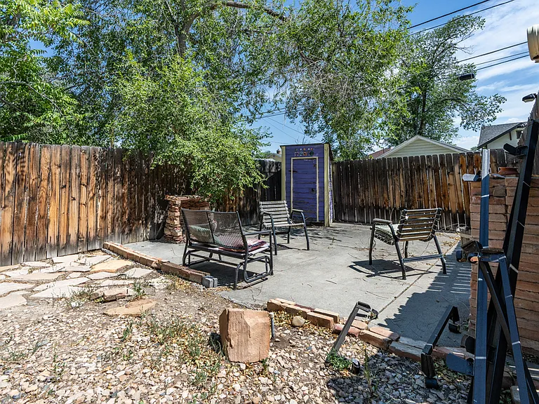 1221 Main St — Photo 34