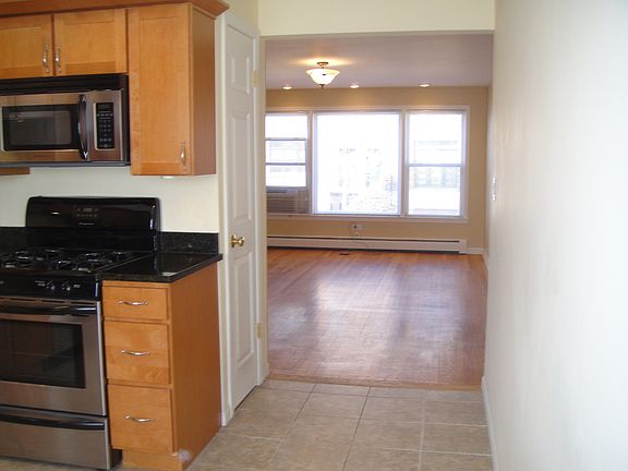 5th image of 7019 W Medill Ave APT 1E