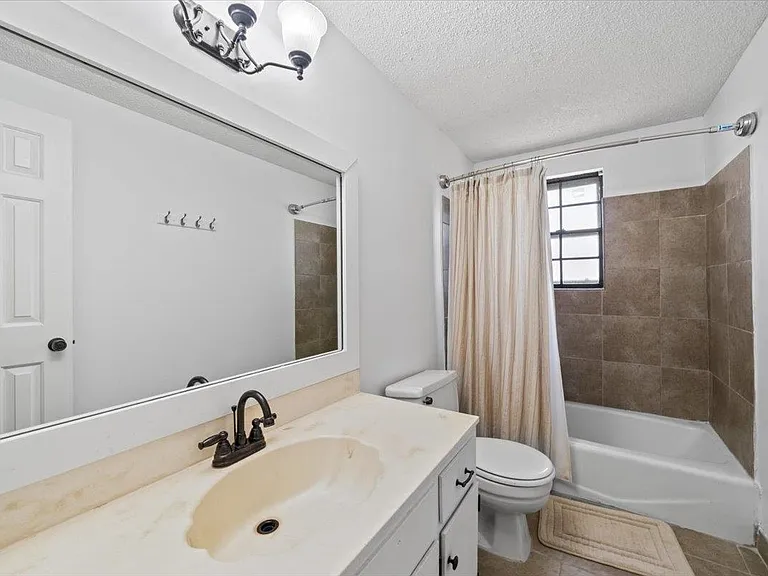 676 Hermitage Trail Dr — Photo 15