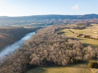 4 Riverside Dr #1, Stanley, VA 22851