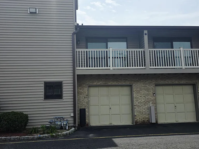 97 Cotswold Cir #2 — Photo 39