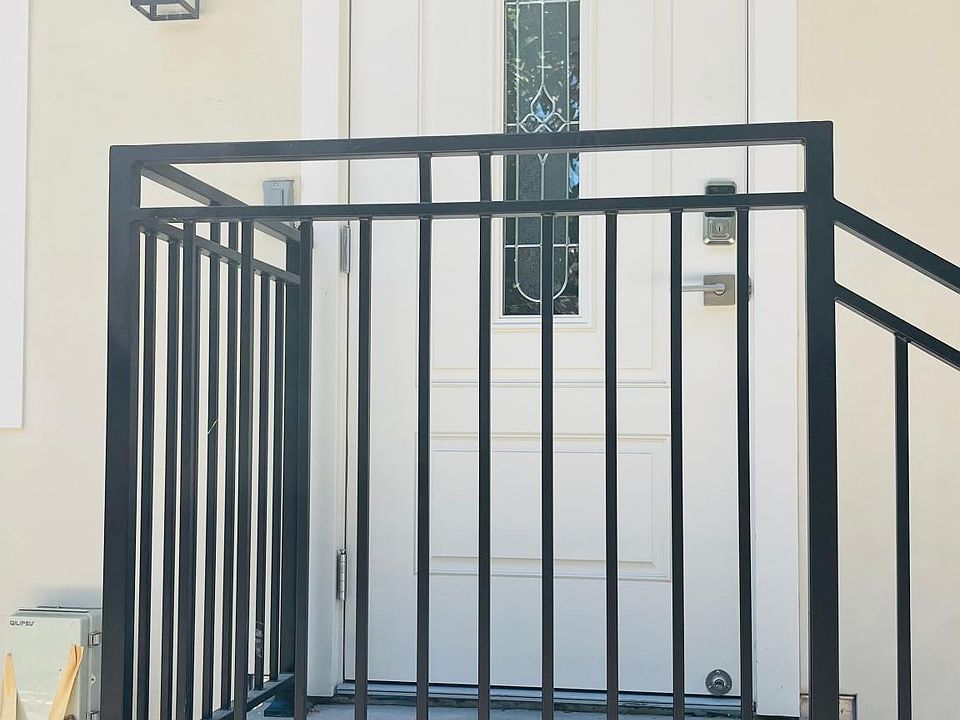 Separate entrance for second floor