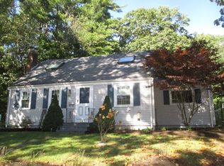 83 Clarendon St, Weymouth, MA 02190