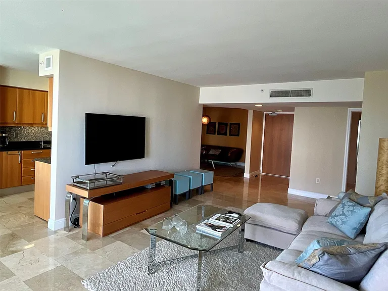 16500 Collins Ave #2052 — Photo 8